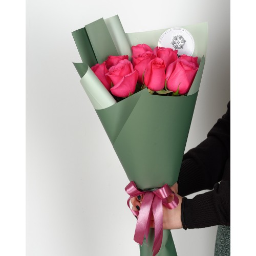 Купить на заказ Букет из 7 розовых роз с доставкой в Степняке