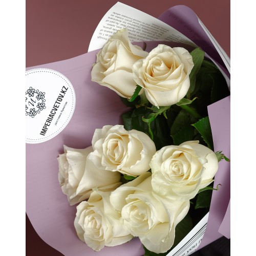 Купить на заказ Букет из 7 белых роз с доставкой в Степняке